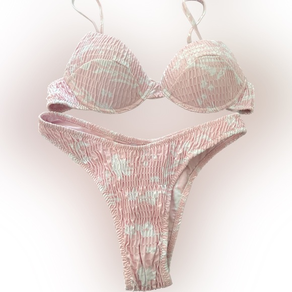 Source Unknown Other - Pink and white floral Bikini
